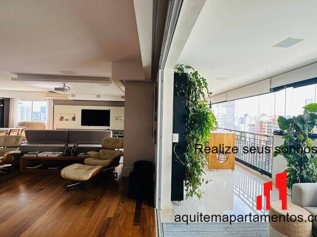 #40 - Apartamento para Venda em São Paulo - SP